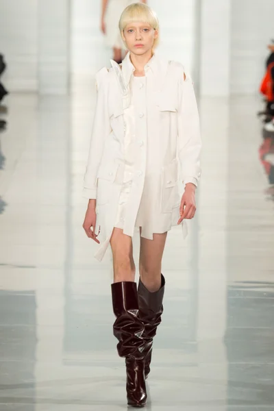 Look 1